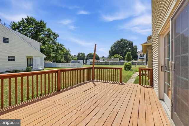 222 MOUNT JOY ST, Mount Joy, PA 17552