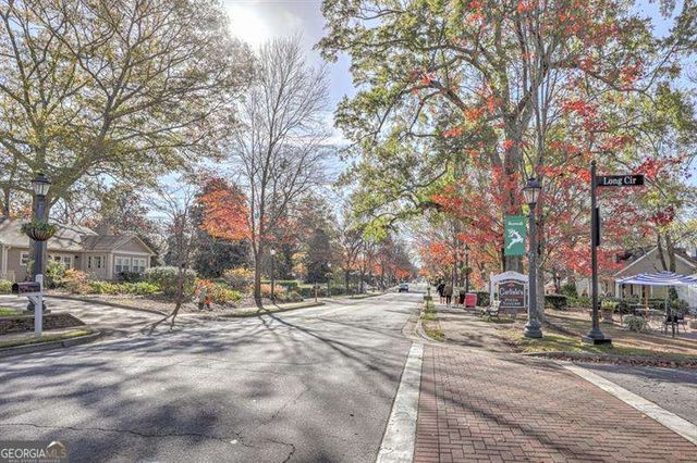 521 Warm Springs Circle, Roswell, GA 30075