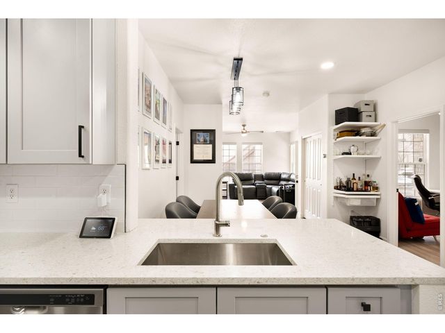 4025 S Dillon Way 101, Aurora, CO 80014