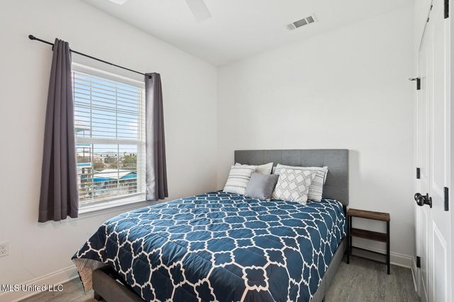 4030 Mindanao, Bay Saint Louis, MS 39520