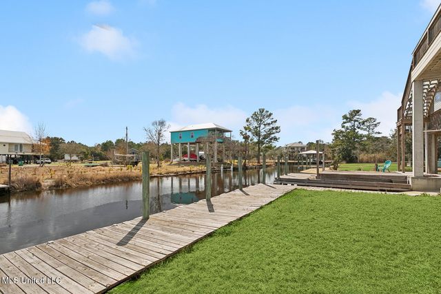 4030 Mindanao, Bay Saint Louis, MS 39520