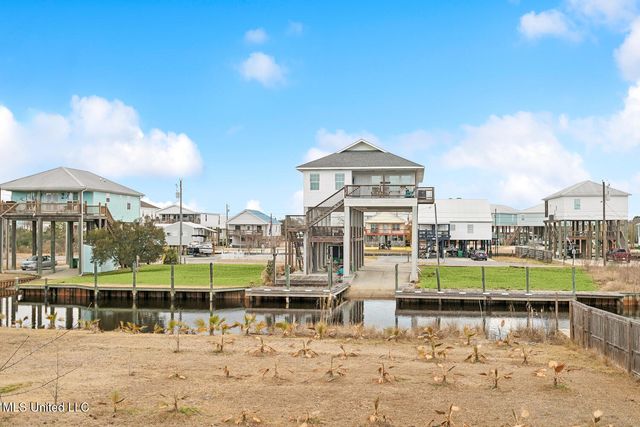 4030 Mindanao, Bay Saint Louis, MS 39520