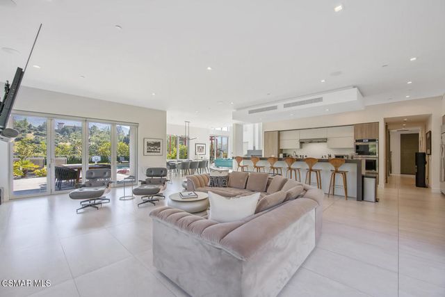 2386 Sierra Creek Road, Agoura Hills, CA 91301