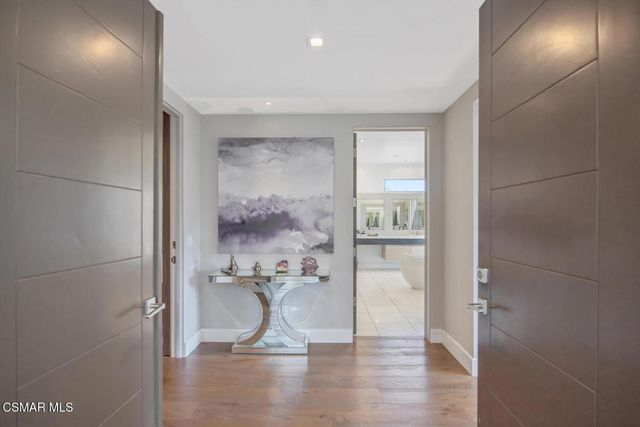 2386 Sierra Creek Road, Agoura Hills, CA 91301