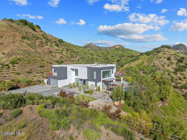 2386 Sierra Creek Road, Agoura Hills, CA 91301