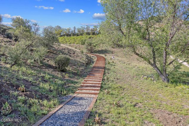 2386 Sierra Creek Road, Agoura Hills, CA 91301