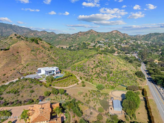 2386 Sierra Creek Road, Agoura Hills, CA 91301