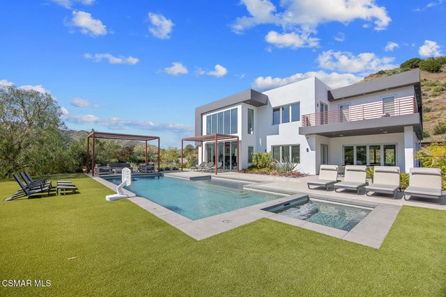 2386 Sierra Creek Road, Agoura Hills, CA 91301