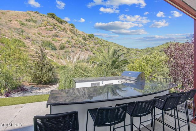 2386 Sierra Creek Road, Agoura Hills, CA 91301