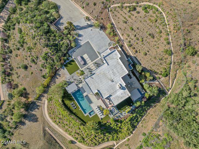 2386 Sierra Creek Road, Agoura Hills, CA 91301