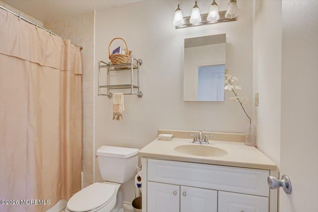138 Harrison Place, East Windsor, NJ 08520