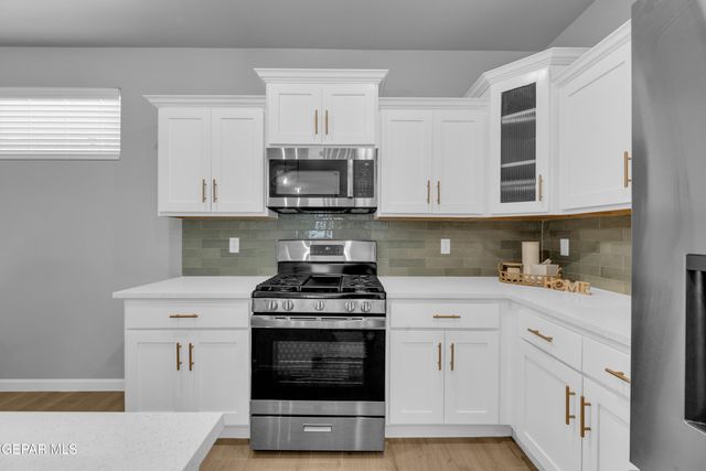 6051 ZINC HILL Street, Santa Teresa, NM 88008