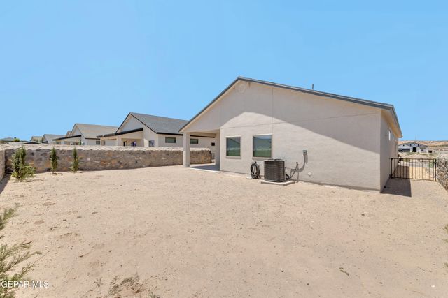 6051 ZINC HILL Street, Santa Teresa, NM 88008