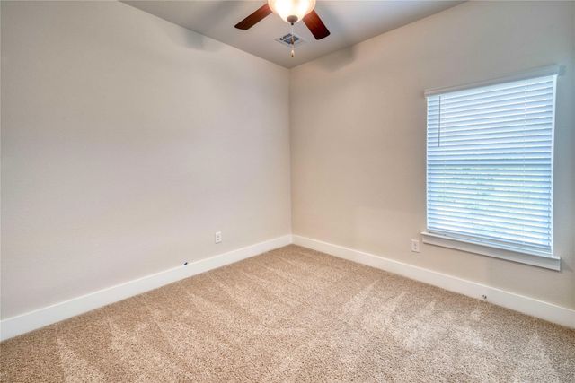 1404 Avocado Lane, Gainesville, TX 76240