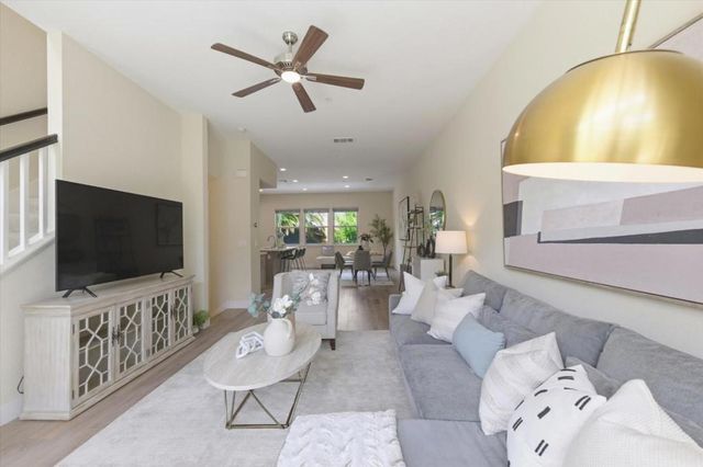 302 Cherokee Loop, Mountain View, CA 94043