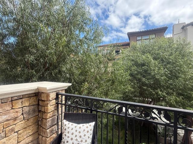 302 Cherokee Loop, Mountain View, CA 94043