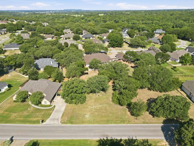 7012 Westover Drive, Granbury, TX 76049