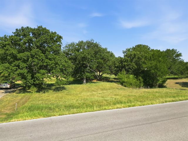 7012 Westover Drive, Granbury, TX 76049