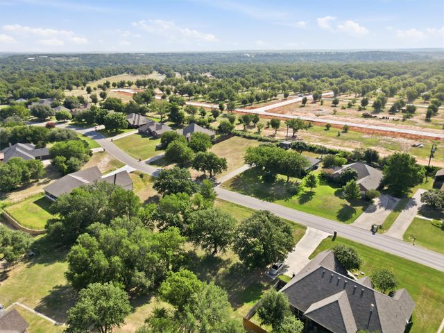7012 Westover Drive, Granbury, TX 76049