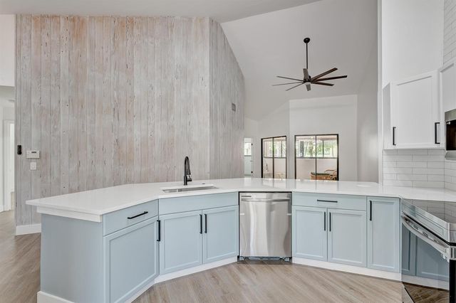 205 SEA OATS Drive E, Juno Beach, FL 33408