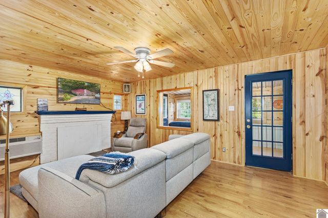124 Sage Lane, Benton, KY 42025