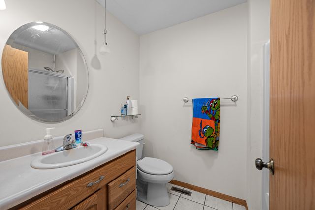 6703 BROOKVIEW Lane, Davenport, IA 52806