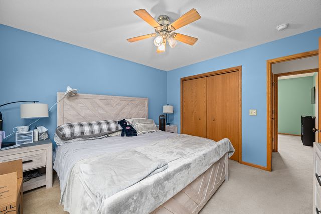 6703 BROOKVIEW Lane, Davenport, IA 52806