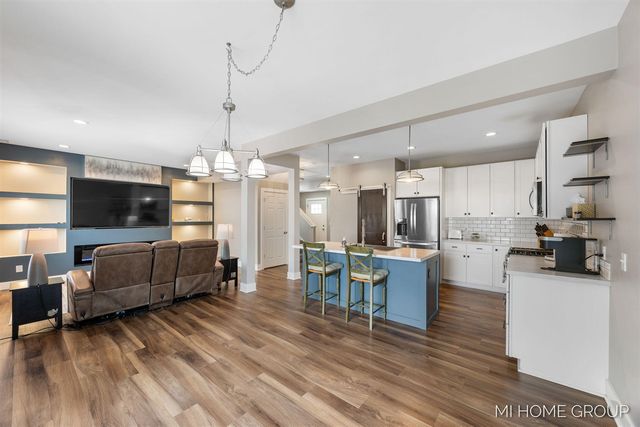 11887 Quincy Meadow Drive, Holland, MI 49424