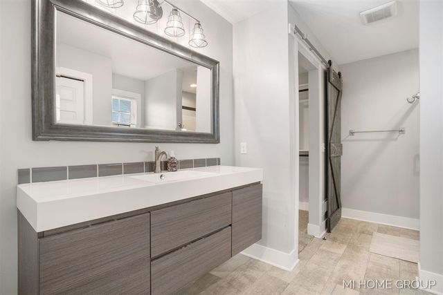 11887 Quincy Meadow Drive, Holland, MI 49424