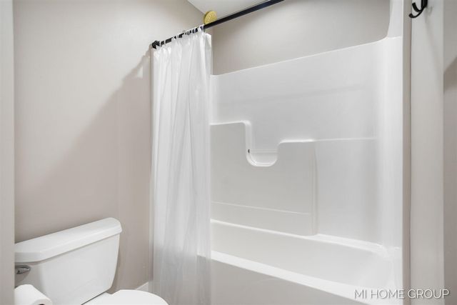 11887 Quincy Meadow Drive, Holland, MI 49424