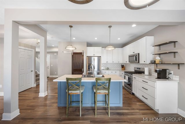 11887 Quincy Meadow Drive, Holland, MI 49424