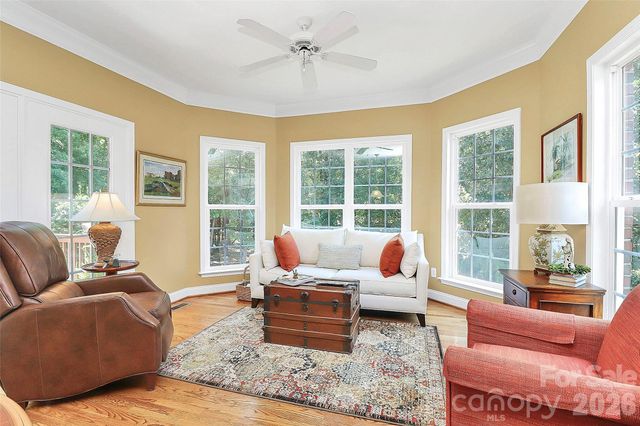 13824 Glen Abbey Drive, Charlotte, NC 28278