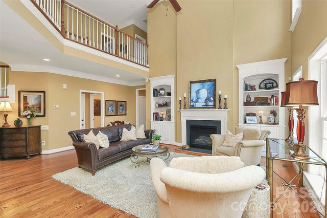 13824 Glen Abbey Drive, Charlotte, NC 28278