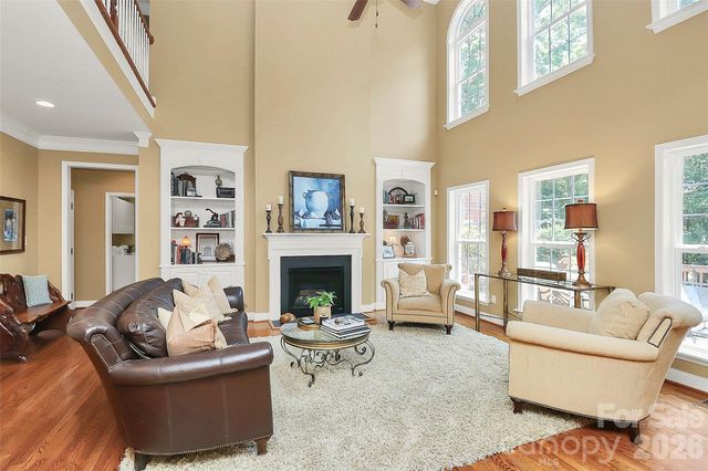 13824 Glen Abbey Drive, Charlotte, NC 28278