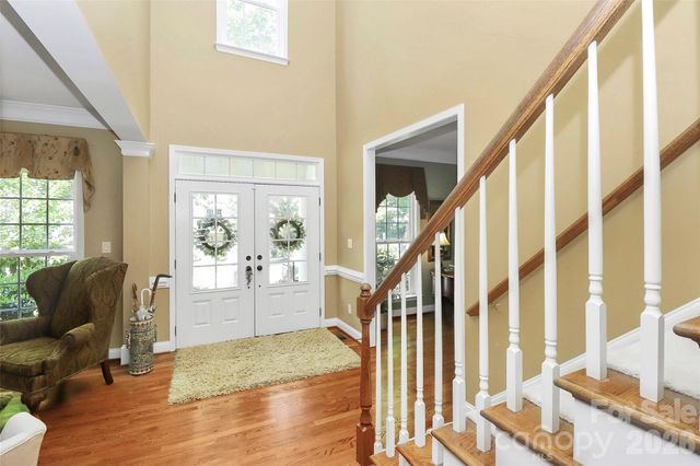 13824 Glen Abbey Drive, Charlotte, NC 28278