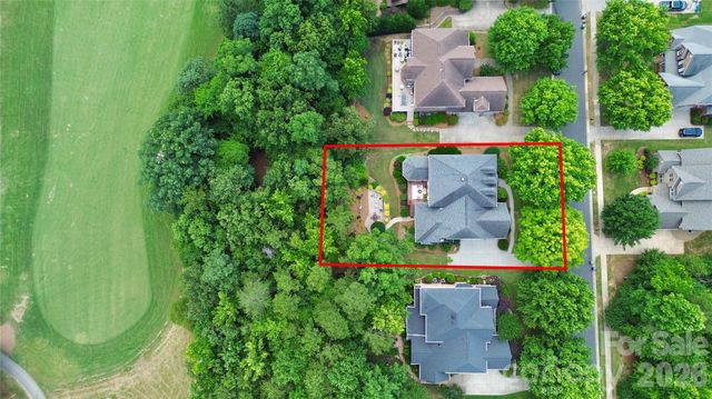 13824 Glen Abbey Drive, Charlotte, NC 28278