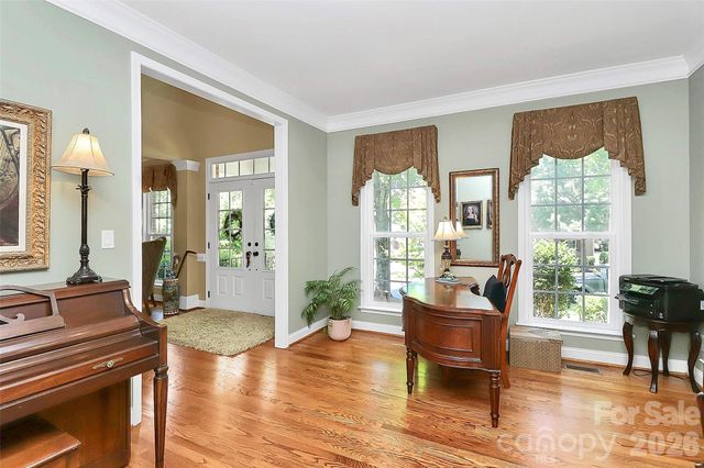 13824 Glen Abbey Drive, Charlotte, NC 28278