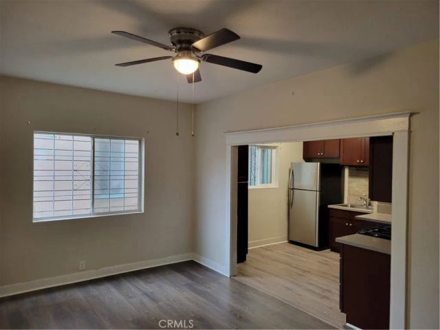 1938 Bonsallo Avenue 103, Los Angeles, CA 90007