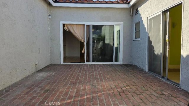 250 N Ridgewood Place North, Los Angeles, CA 90004
