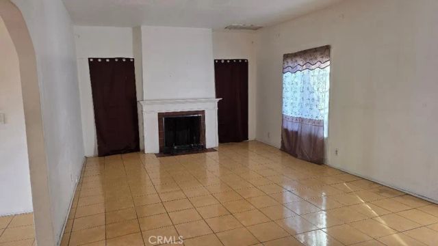 250 N Ridgewood Place North, Los Angeles, CA 90004