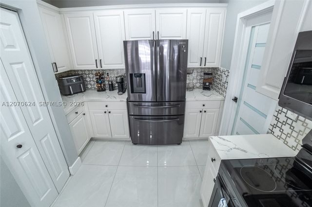 7333 NW 113th Ct 7333, Doral, FL 33178
