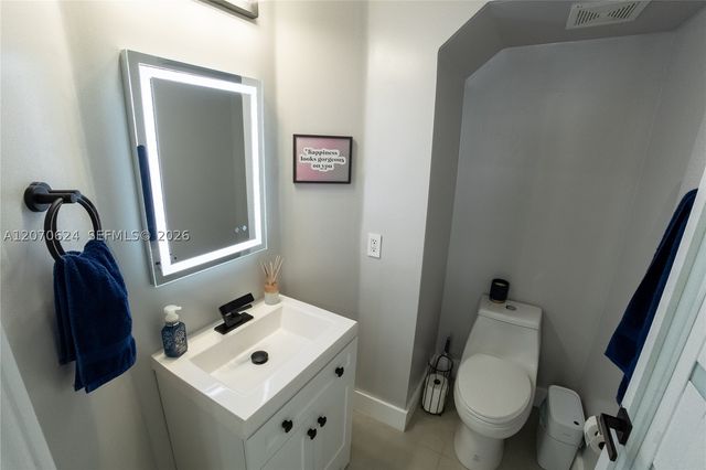 7333 NW 113th Ct 7333, Doral, FL 33178