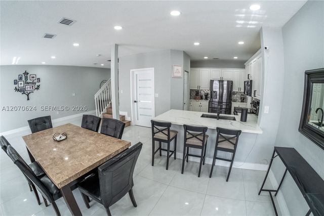 7333 NW 113th Ct 7333, Doral, FL 33178