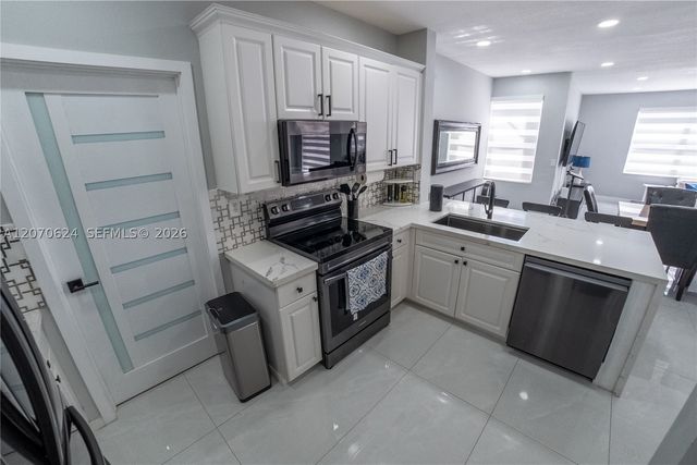 7333 NW 113th Ct 7333, Doral, FL 33178