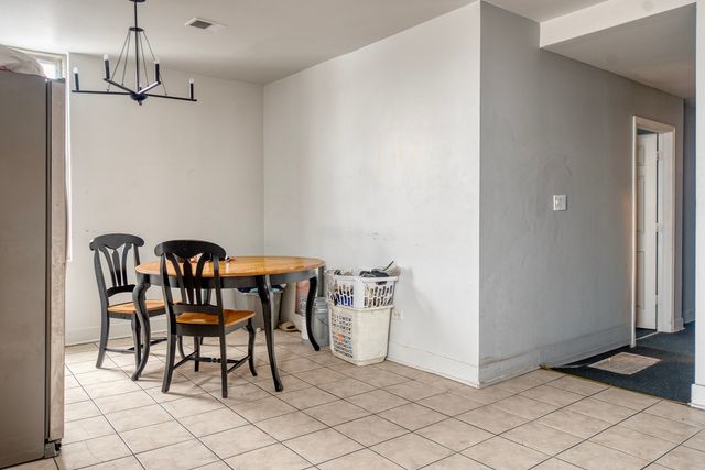 4529 S Vincennes Avenue, Chicago, IL 60653