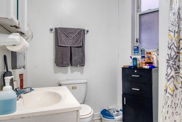 4529 S Vincennes Avenue, Chicago, IL 60653