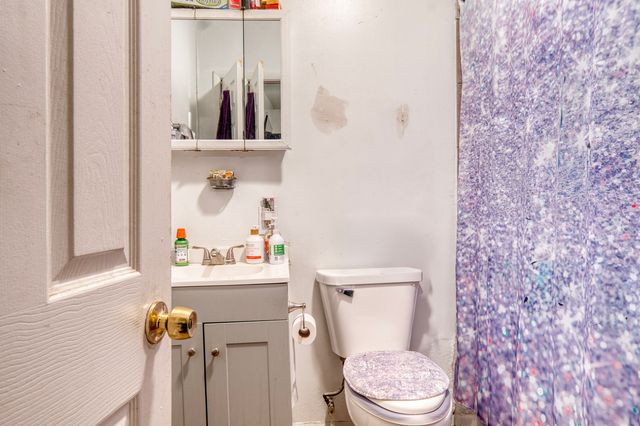 4529 S Vincennes Avenue, Chicago, IL 60653