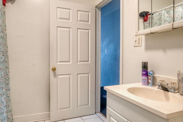 4529 S Vincennes Avenue, Chicago, IL 60653