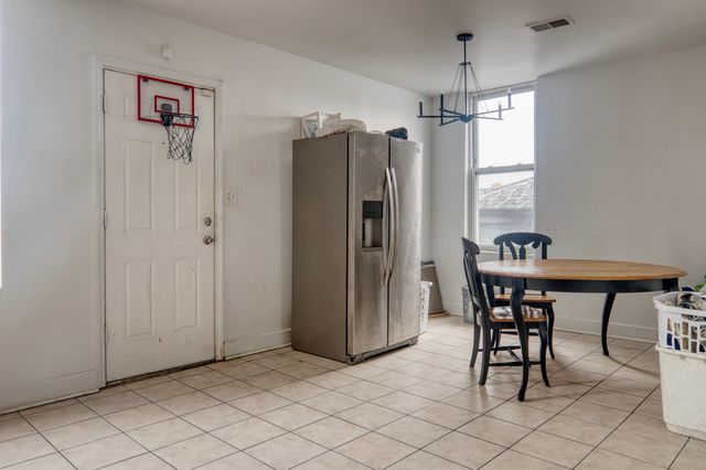 4529 S Vincennes Avenue, Chicago, IL 60653