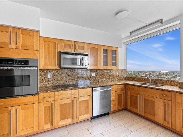 1541 Brickell Avenue B3804, Miami, FL 33129